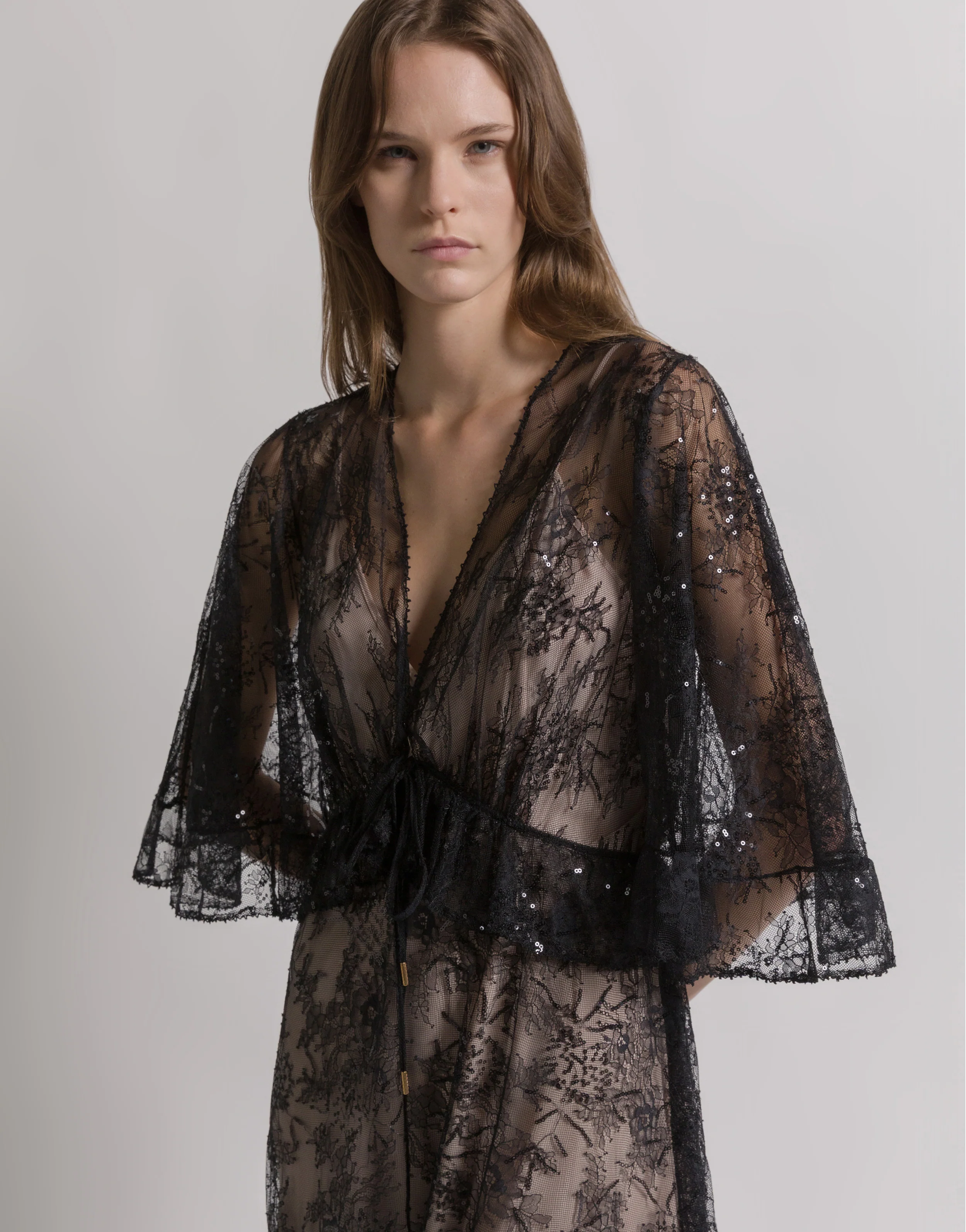 Abito da sera in pizzo con paillettes - Image 3