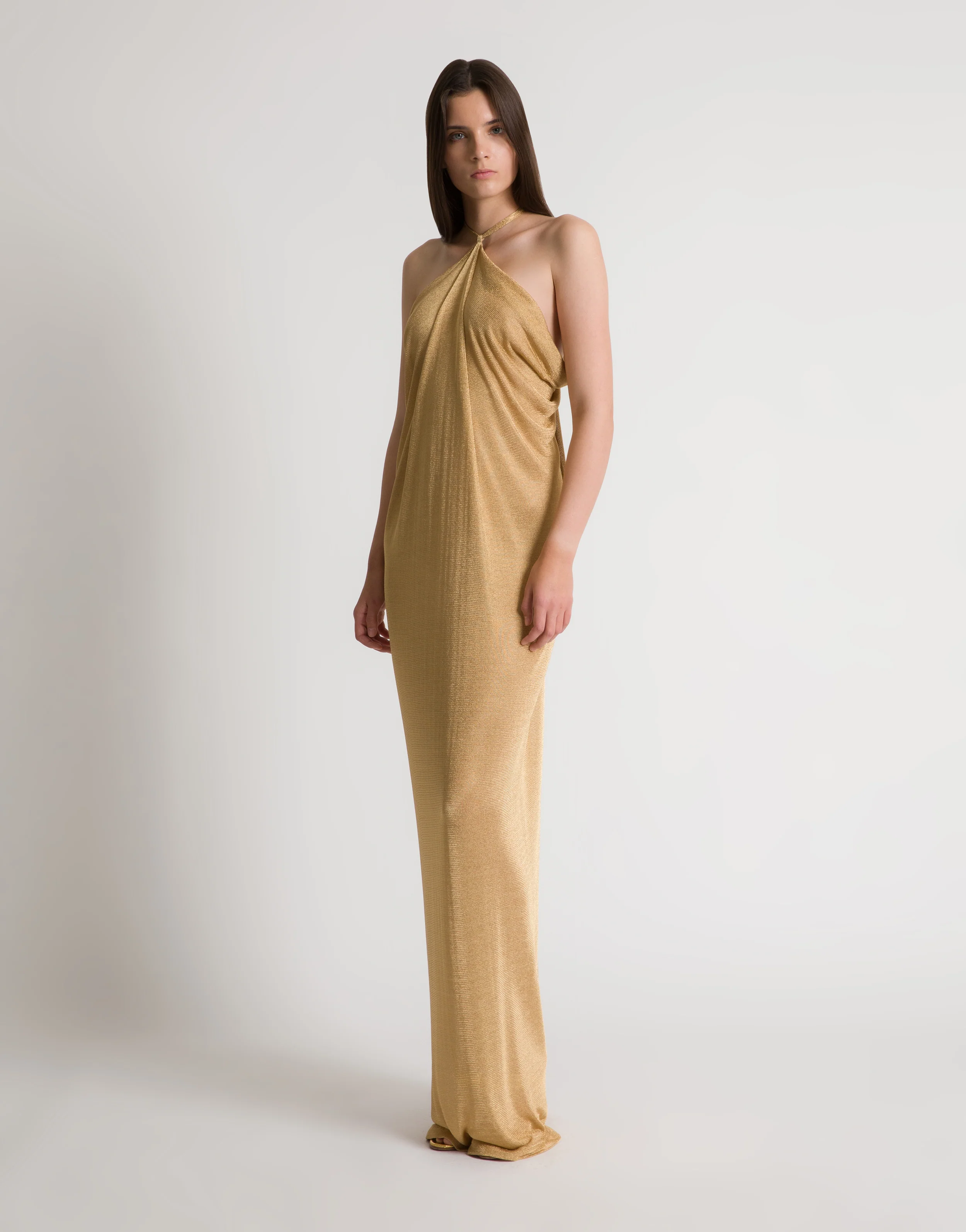 Abito lungo in lurex oro con schiena scoperta - Image 2