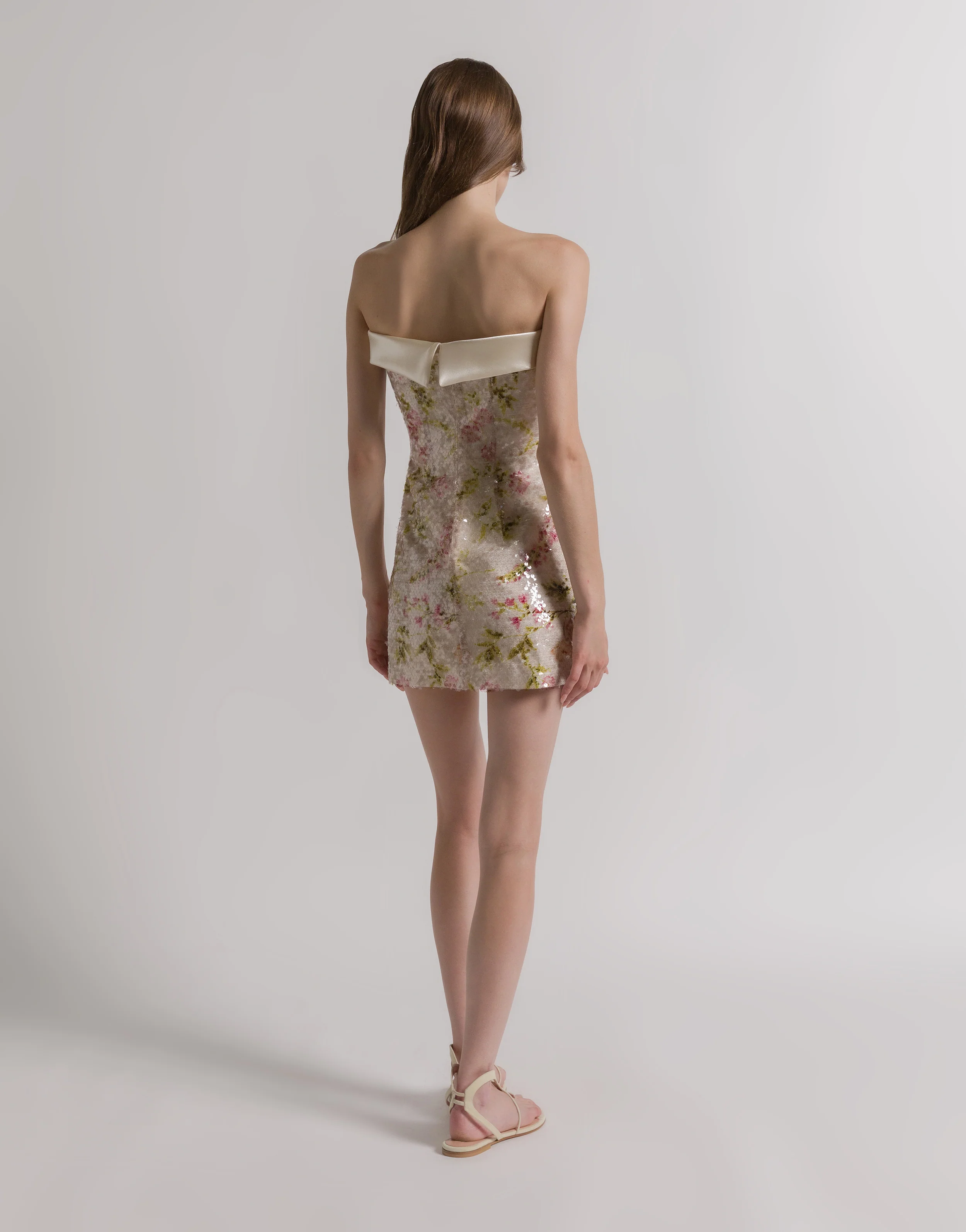 Miniabito con paillettes floreali - Image 3