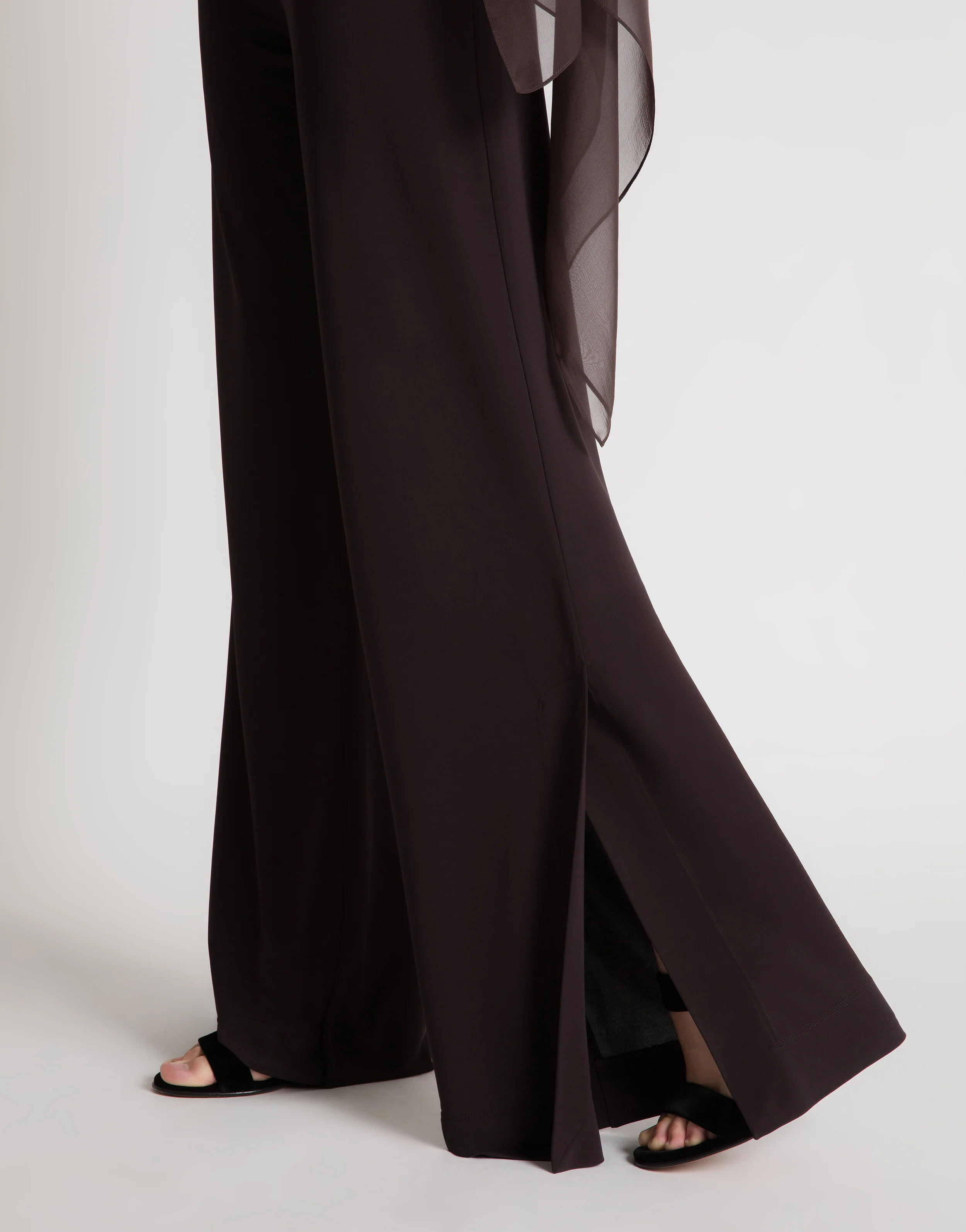 Pantaloni dritti con spacco - Image 4