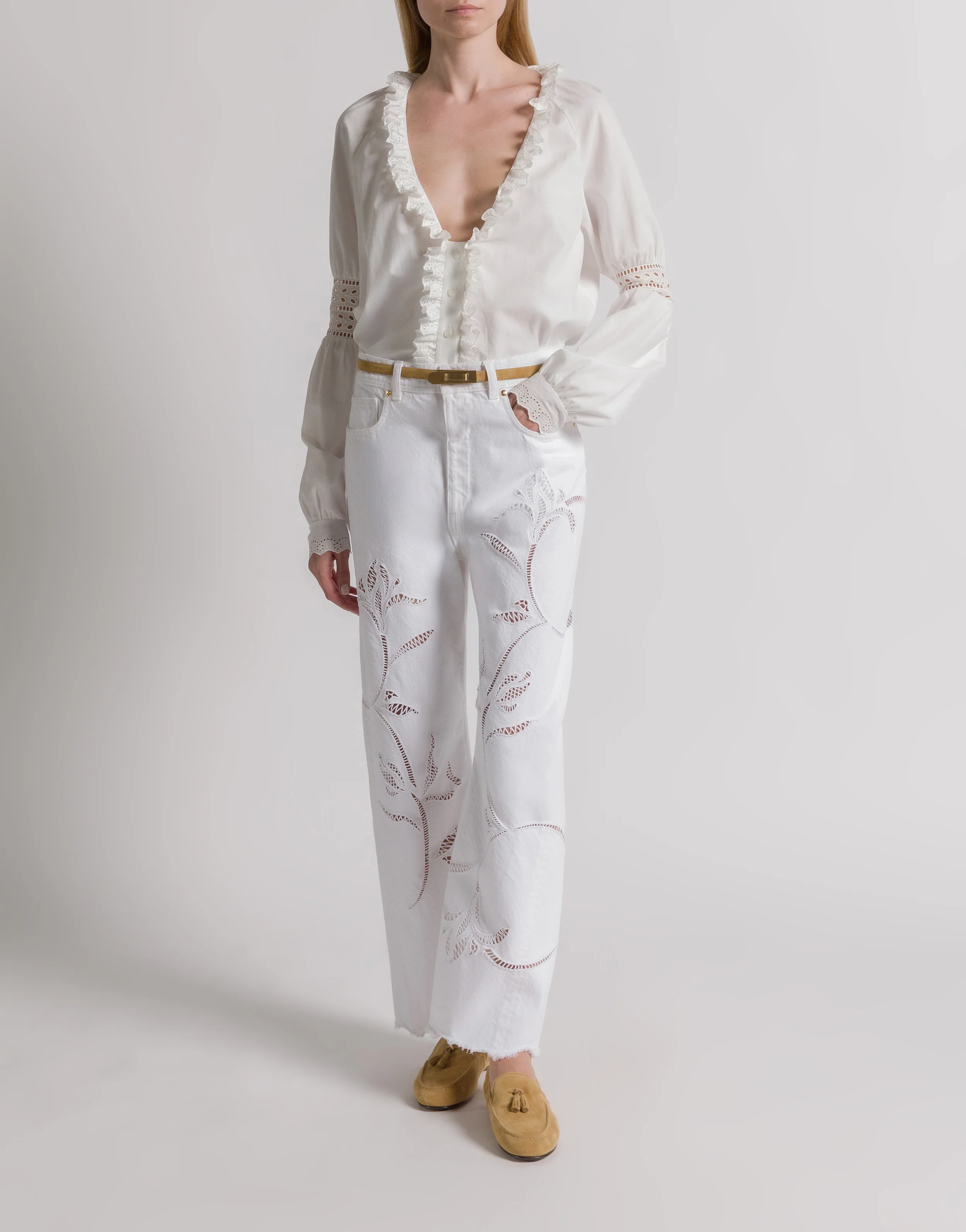 Pantaloni in denim con ricamo floreale - Image 2