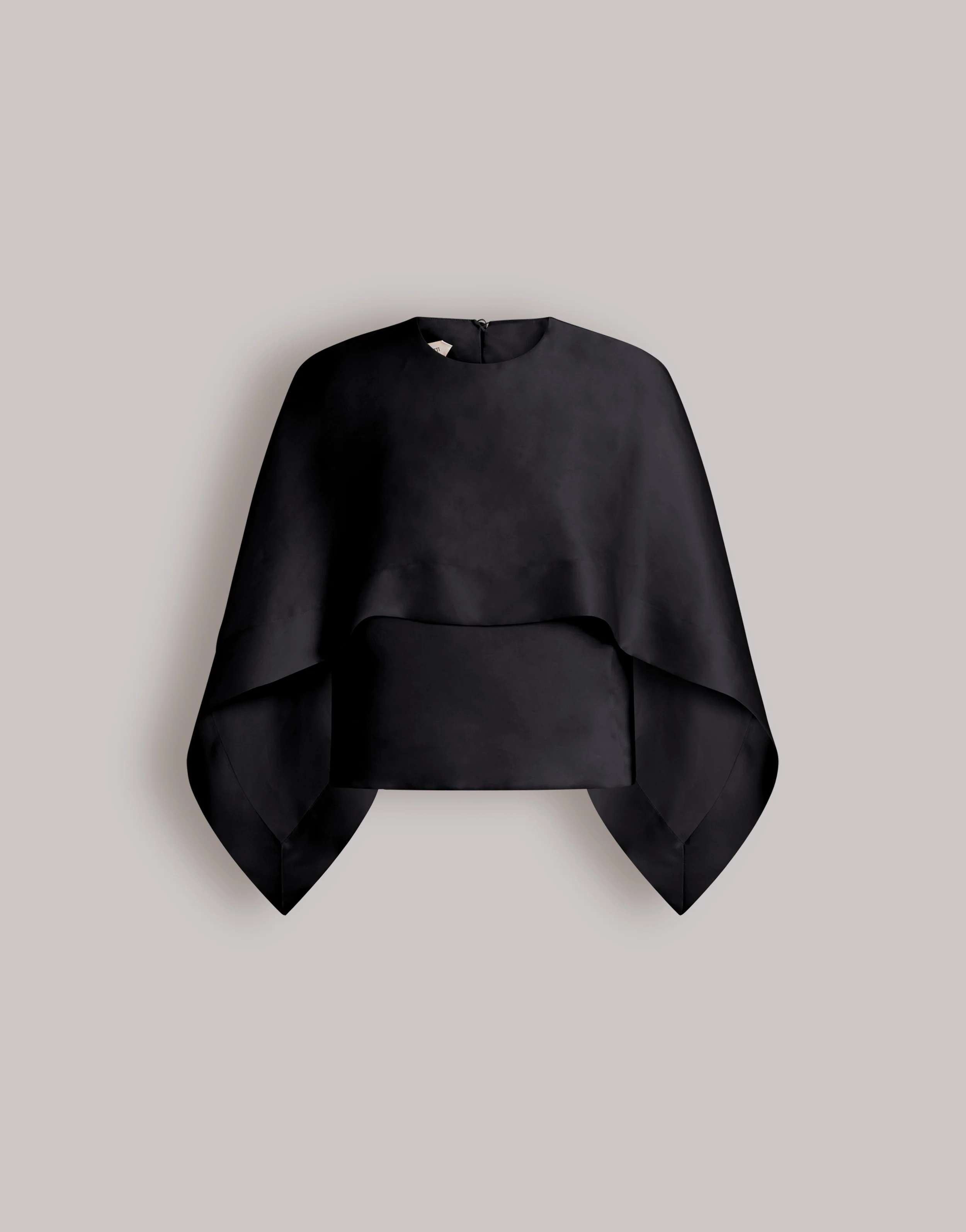 Top cappa in organza di seta