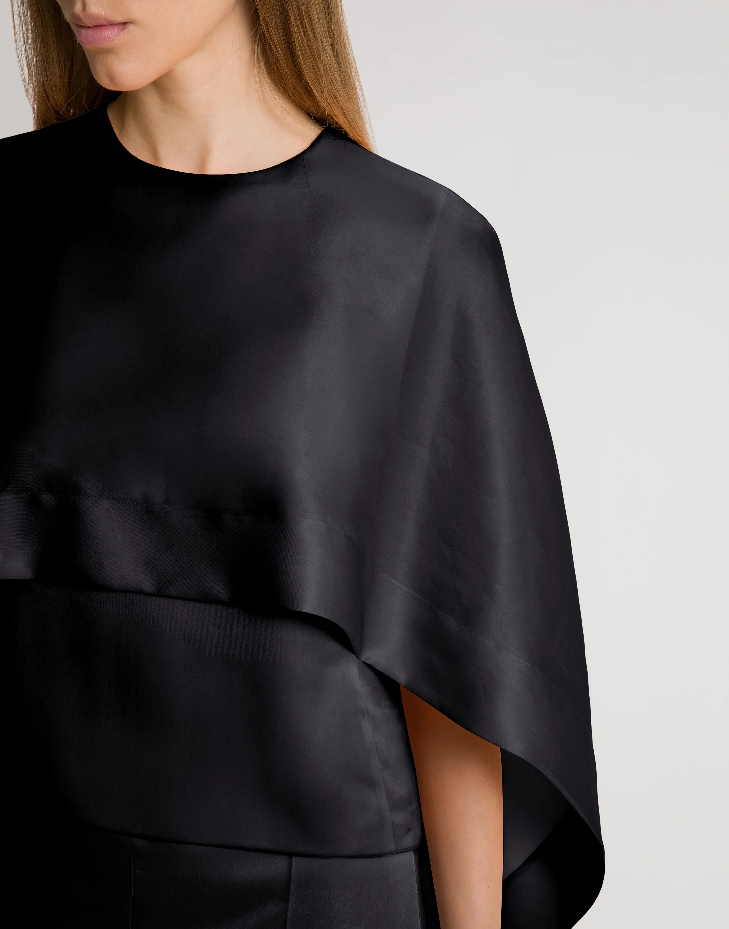 Top cappa in organza di seta - Image 4